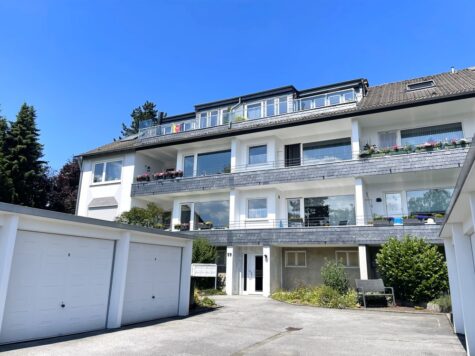 Vermietetes Apartment mit Balkon und Garage in Wuppertal-Barmen!, 42279 Wuppertal, Etagenwohnung