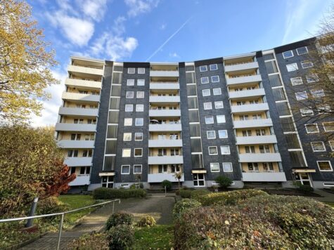 Vermietete zwei-Zimmerwohnung mit Balkon und Fahrstuhl in Wuppertal-Barmen!, 42279 Wuppertal / Barmen, Etagenwohnung