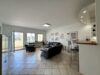 Repräsentative 3-Zimmerwohnung in Wuppertal-Langerfeld! Mit Fahrstuhl, Einbauküche und Balkon! - Wohnzimmer (2)