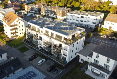 Exklusive 3-Zimmerwohnung in Wuppertal-Elberfeld! Mit Garten, Küche, Balkon, Stellplatz und Aufzug!, 42119 Wuppertal, Erdgeschosswohnung