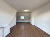 Gepflegtes Mehrfamilienhaus mit 5 Parteien in Bochum-Linden! - Wohnzimmer DG (3)