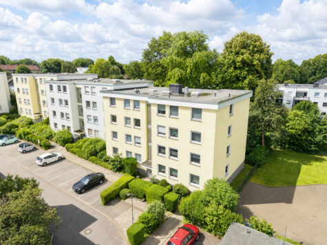 Gepflegte 3-Zimmerwohnung in Bochum-Hofstede auf Erbpachtgrundstück! Mit Balkon und Garage!, 44809 Bochum, Etagenwohnung