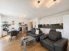 Exklusive 3-Zimmerwohnung in Bochum-Langendreer! Mit Einbauküche, Balkon, Fahrstuhl und Stellplatz! - Wohnzimmer (3)