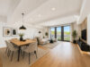 Gepflegte 3-Zimmerwohnung im Magazingebäude am Phoenix-See Dortmund! Mit Küche, Stellplatz & Balkon - Wohnzimmer digitales Staging